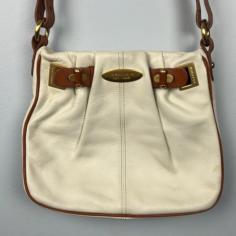 Vintage Brahmin pebbled leather cream & cognac crossbody bag